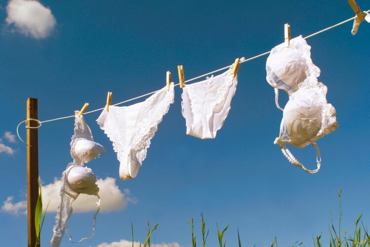 Prolongue a vida útil da sua lingerie e sinta-se confiante a cada uso.