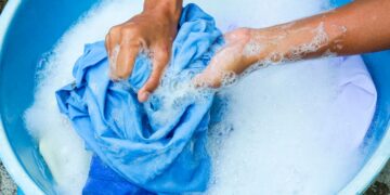 Desfrute de uma lavagem eficaz e benéfica para as suas roupas.