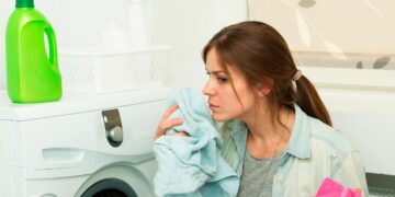 Descubra como remover o bolor da roupa de forma rápida e fácil!