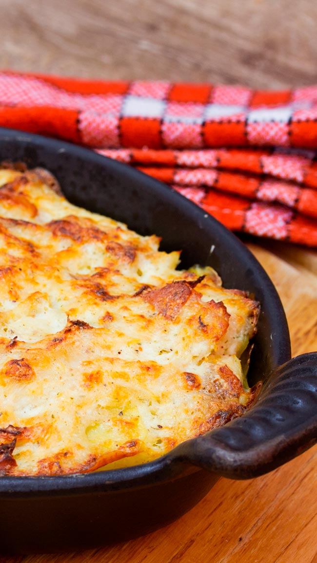 Bacalhau com batata palha no forno. Nunca sobra! Siga esta receita e surpreenda-se com a rapidez com que o prato desaparece da mesa! Bacalhau com batata palha