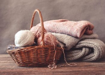 Descubra como manter as suas malhas limpas e bem cuidadas.