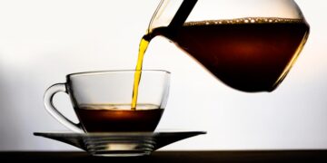O dilema entre o expresso e o café de saco fica resolvido. Expresso ou café de saco