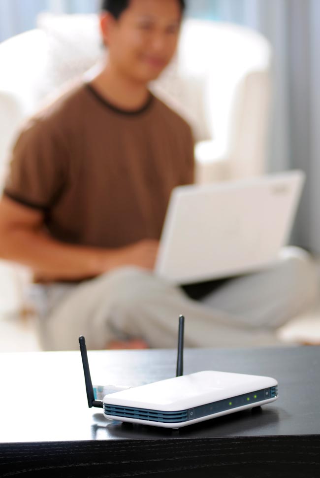Ligação Wi-Fi mais rápida com 5 estratégias eficazes Desfrute de uma ligação à internet mais rápida e sem interrupções!