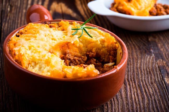 Empadão de carne tradicional: 3 receitas fantásticas A tradição e o sabor inconfundível do empadão de carne. Uma maravilha!