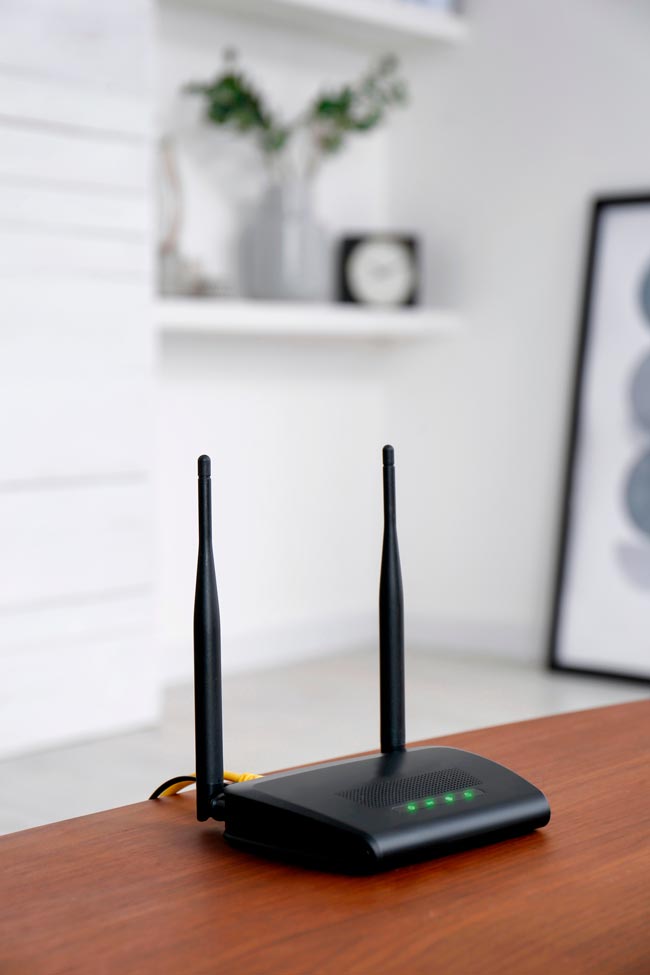 Saiba como identificar se alguém está a usar a sua rede Wi-Fi privada Aprenda a defender a sua privacidade e a integridade da sua rede Wi-Fi. rede Wi-Fi privada