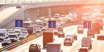 Automóveis: conduzir na via do meio pode custar-lhe mais do que imagina!