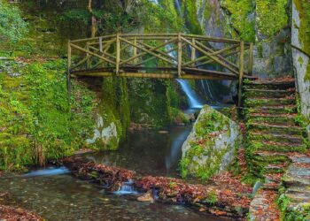 Uma viagem cativante onde a tradição se encontra com a beleza natural.