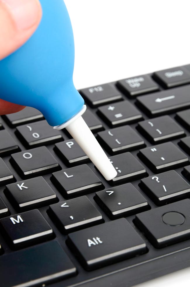 Aprenda a limpar o teclado do computador Limpar o teclado do PC é mais importante do que imagina! limpar o teclado do computador