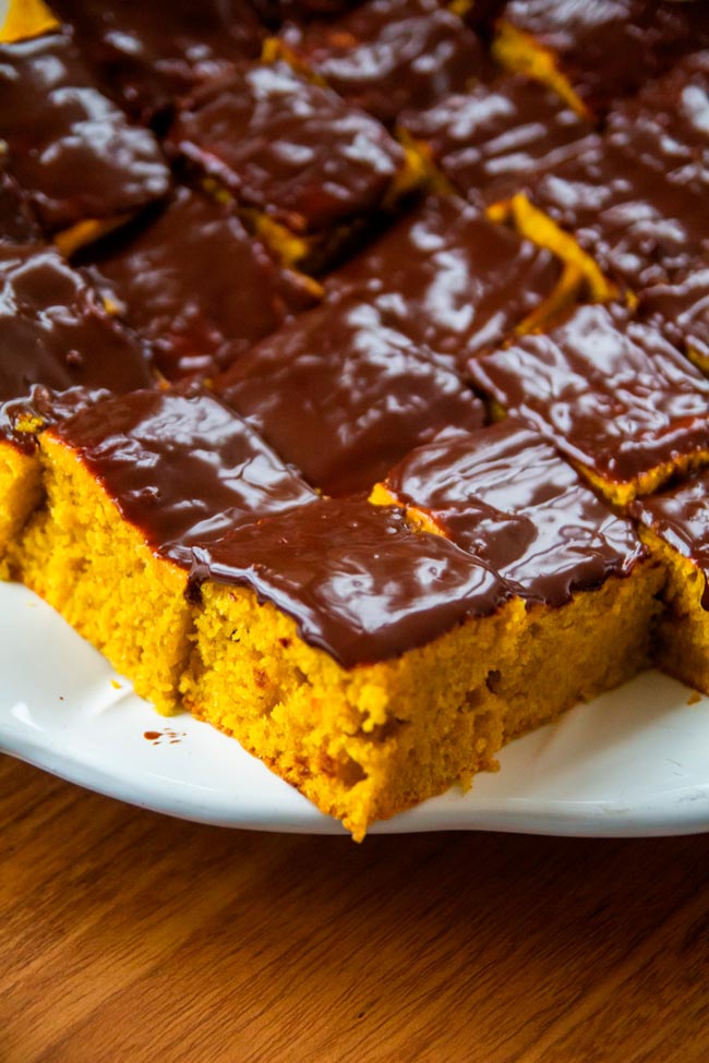 A combinação deliciosa que não estava à espera! Os amantes de doçarias vão adorar! bolo de cenoura fofinho 