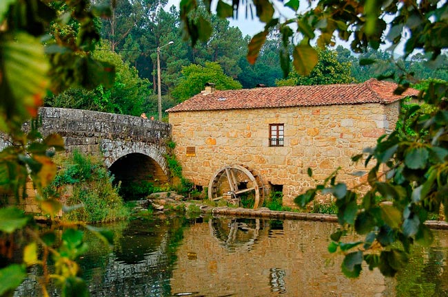 5 aldeias minhotas de rara beleza O Minho encanta com a sua beleza natural e património histórico.