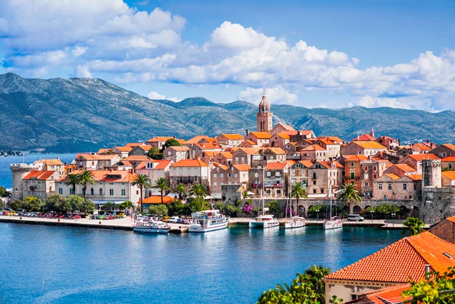Há uma pérola lusitana entre as 26 cidades pequenas mais bonitas da Europa!