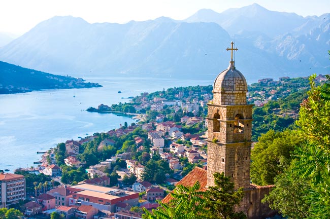 Há uma pérola lusitana entre as 26 cidades pequenas mais bonitas da Europa!
