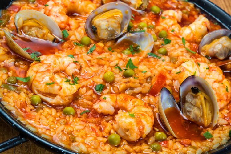O melhor Arroz de Marisco que já provou Com um aroma e sabor capaz de transportar os apreciadores deste prato para as costas ensolaradas do nosso país. melhor Arroz de Marisco