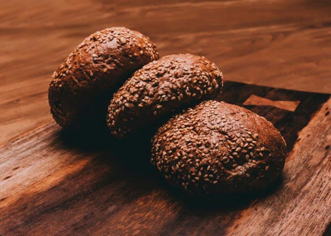 O pão é essencial numa mesa portuguesa. melhores pães portugueses
