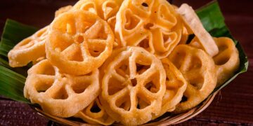 Desfrute do prazer único de saborear filhós de forma, a doce tradição que torna o Natal ainda mais especial. filhós de forma