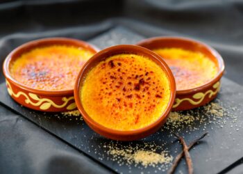 Siga os passos da nossa receita e descubra como é fácil recriar este doce em sua casa.