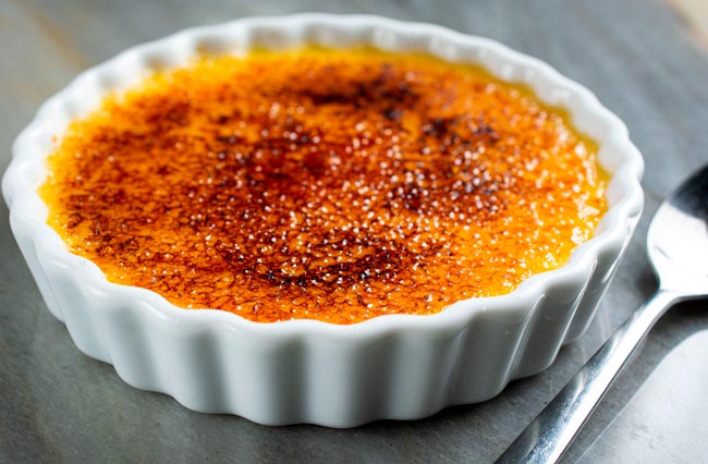 Siga os passos da nossa receita e descubra como é fácil recriar este doce em sua casa.