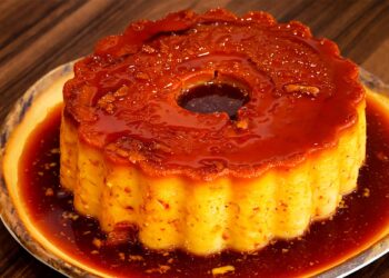 Um pudim tão delicioso e tão simples de fazer! pudim de ovos caseiro da avó