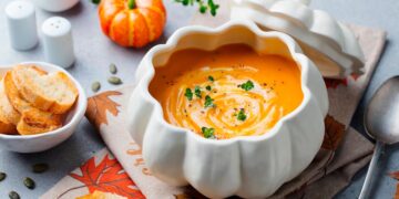 Aqueça o corpo e a alma com estas receitas especiais, simples e rápidas! sopa de abóbora