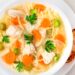 Aprenda a selecionar os ingredientes perfeitos, aprimorar os sabores e surpreender o paladar com esta iguaria clássica. Sopa Juliana.