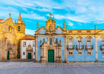 Uma das 26 cidades pequenas mais bonitas da Europa é portuguesa