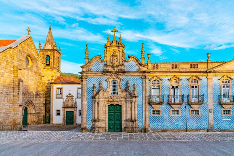 Uma das 26 cidades pequenas mais bonitas da Europa é portuguesa