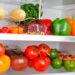 10 alimentos que deve ter sempre no frigorífico Este guia prático vai ajudar a transformar o seu frigorífico num verdadeiro tesouro de ingredientes saudáveis.