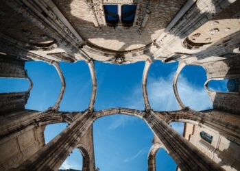 Cada expressão tem uma história única que revela a essência vibrante e autêntica desta cidade! expressões populares de Lisboa