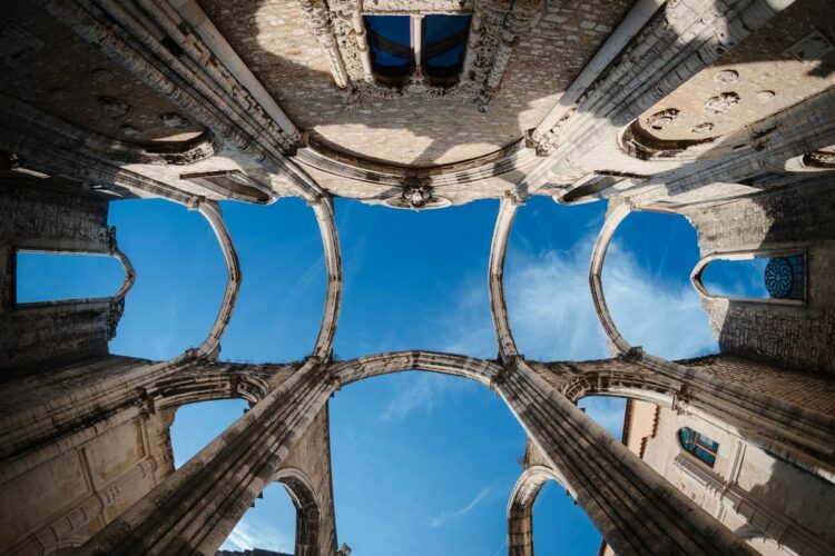 7 expressões populares de Lisboa e a sua história Cada expressão tem uma história única que revela a essência vibrante e autêntica desta cidade! expressões populares de Lisboa