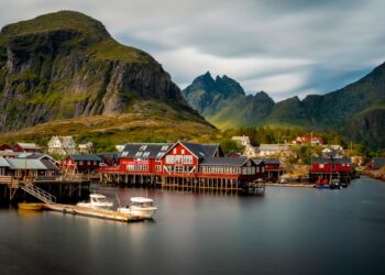 É muito simples de dizer e muito fácil de decorar! cidade com o nome mais curto