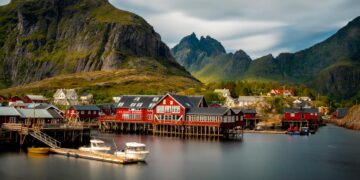 É muito simples de dizer e muito fácil de decorar! cidade com o nome mais curto