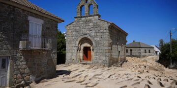 A necrópole rupestre de Moreira de Rei tem mais de 600 sepulturas.
