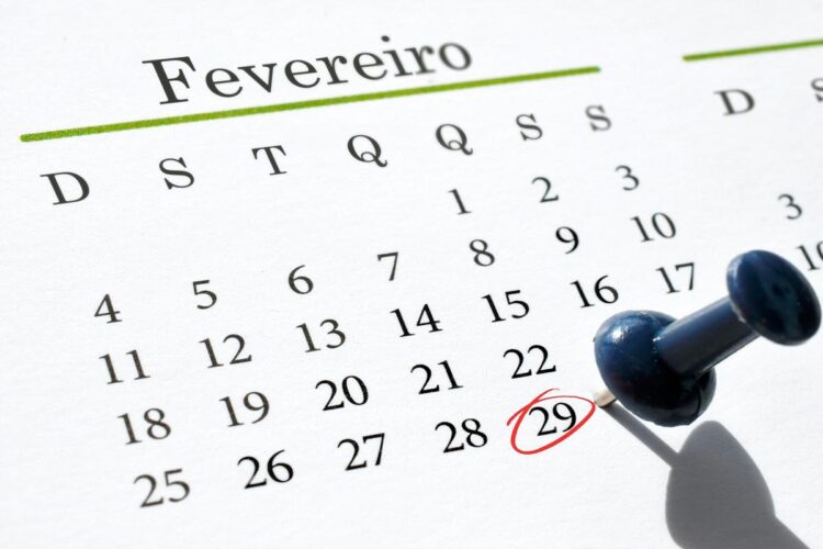 Desvende os segredos do mês mais intrigante do calendário! fevereiro só tem 28