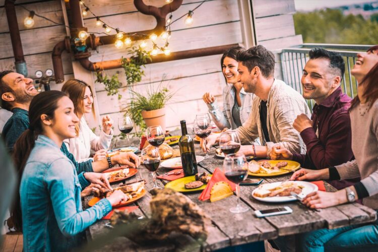 Descubra o que torna estes alimentos tão irresistíveis em todo o mundo! alimentos mais consumidos do mundo