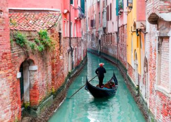 Irresistíveis, são os destinos mais populares que a Europa tem para oferecer. cidades europeias mais visitadas