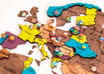 Uma viagem informativa e inspiradora das potências económicas europeias. países mais ricos da Europa