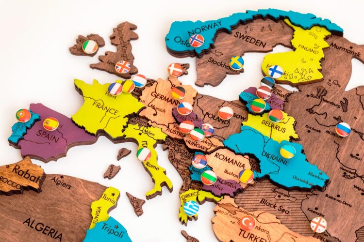 Uma viagem informativa e inspiradora das potências económicas europeias. países mais ricos da Europa