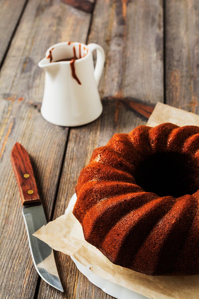 Identifique e evite os erros mais frequentes para garantir sempre bolos de chocolate perfeitos. erros imperdoáveis ao fazer bolos de chocolate