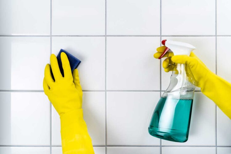 Limpe a cozinha e a casa de banho com bicarbonato de sódio