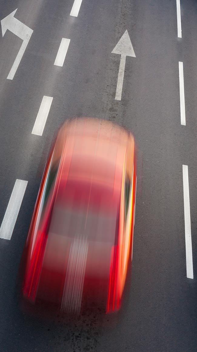Descubra os erros mais perigosos que os condutores cometem e aprenda como evitá-los! erros mais perigosos de condução