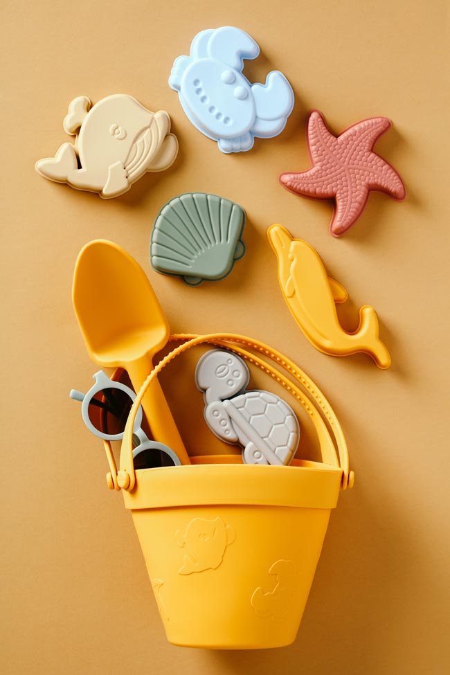 Bolsa cheia de brinquedos