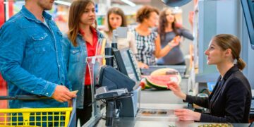 Não perca mais tempo em filas intermináveis! Aprenda connosco como tornar a sua experiência no supermercado muito mais rápida e eficiente.