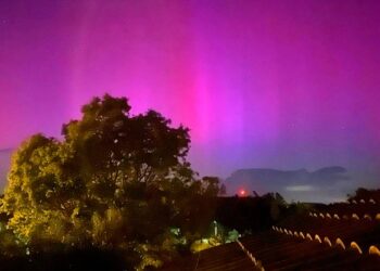 Imagens fantásticas de auroras boreais nos céus de Portugal