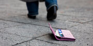 Descubra os passos a seguir se perder a carteira. Evite surpresas e informe-se já!