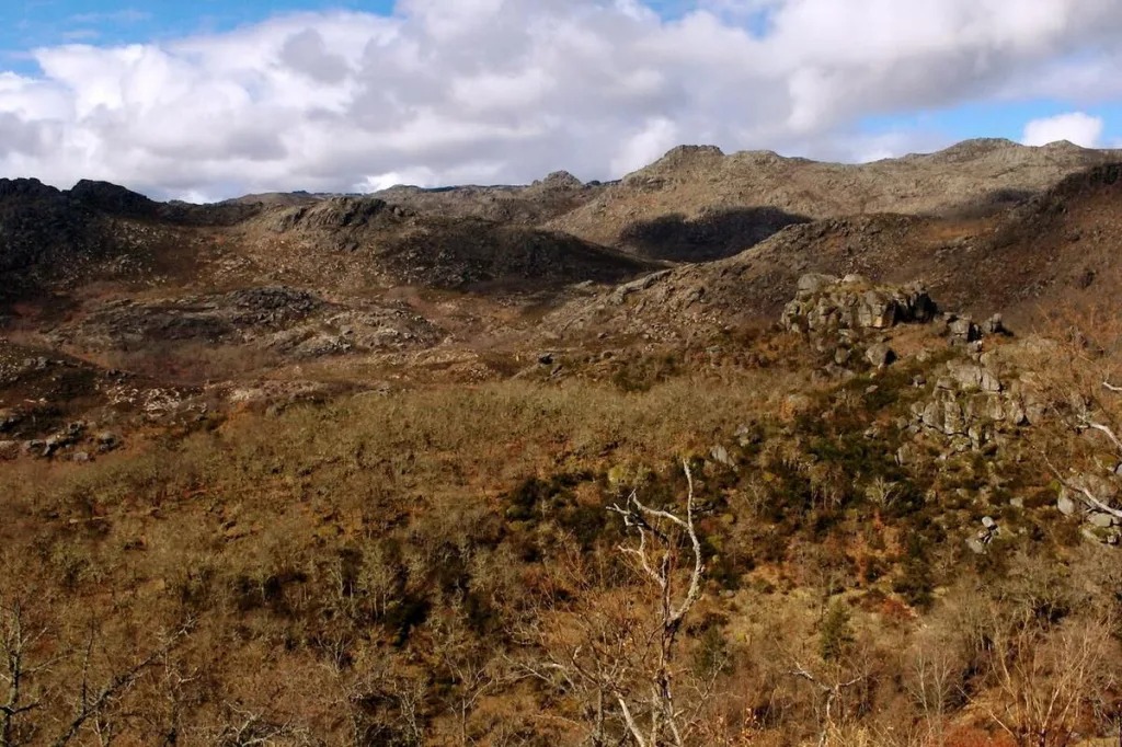 Descubra a misteriosa aldeia medieval abandonada no Gerês 
