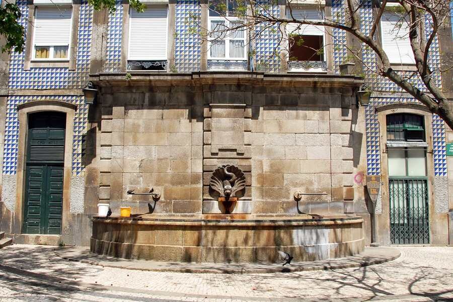 No Porto há outro rio, mas poucos sabem por onde ele passa Fonte das Oliveiras