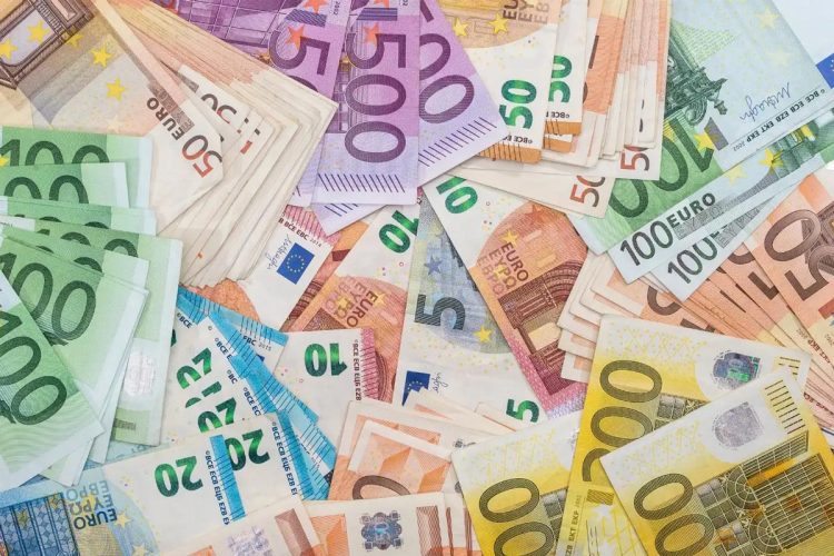 10 profissões em ascensão que pagam mais de 35.000€/ano 10 profissões em ascensão que pagam mais de 35.000€/ano