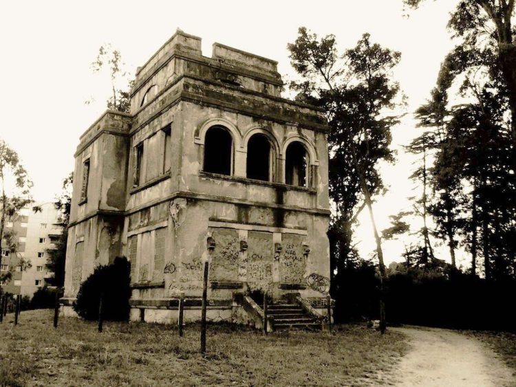 A fascinante história do palacete assombrado em Lisboa