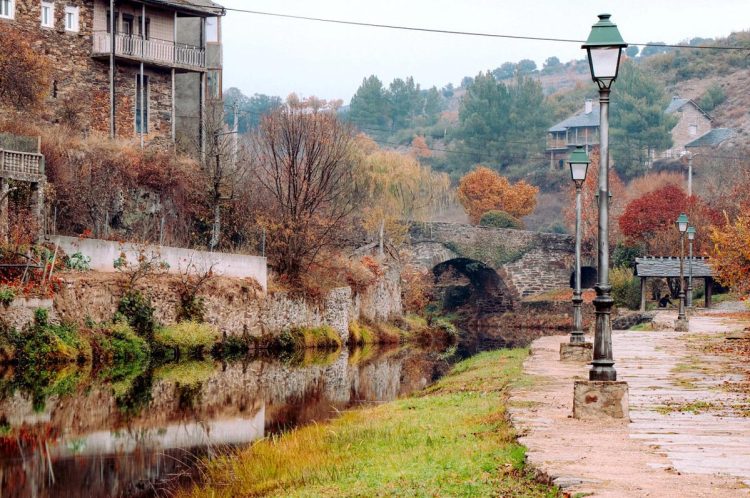 As duas aldeias portuguesas que também “pertencem” a Espanha