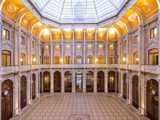 Palácio da Bolsa: um tesouro no coração do Porto Palácio da Bolsa: um tesouro no coração do Porto